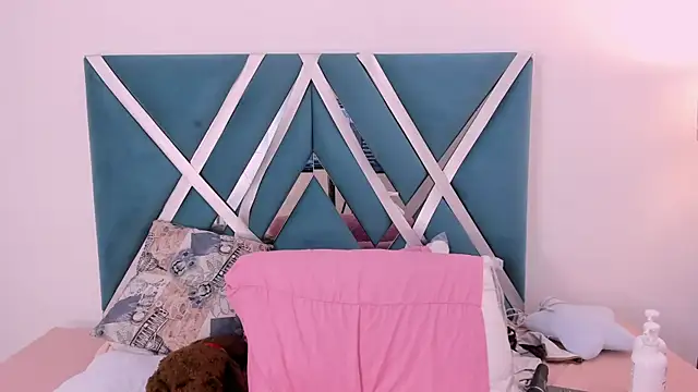 aniemorningstar webcam