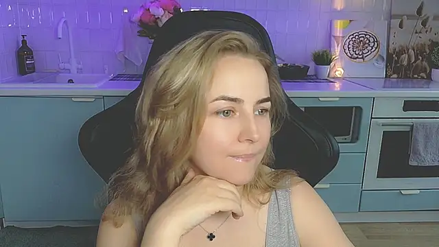Mira_Mermayd webcam