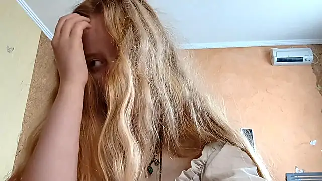 KateVibe_01 webcam