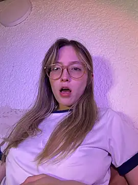 ReenKitty Live Web Cam Show
