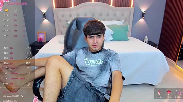Tommy18__ webcam