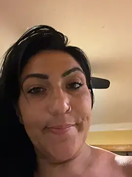 LittleMissEeve webcam