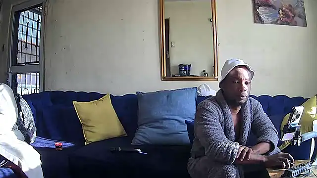 SHORTGUN_STALLION webcam