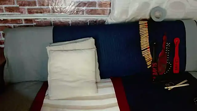 emma_bdsm_ webcam