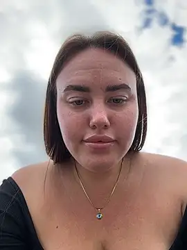 KiraSunshine webcam