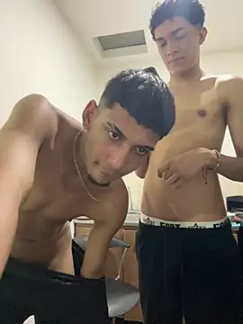 Yeff_26 Live Web Cam Show