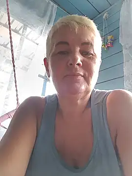 NicoleOlla webcam