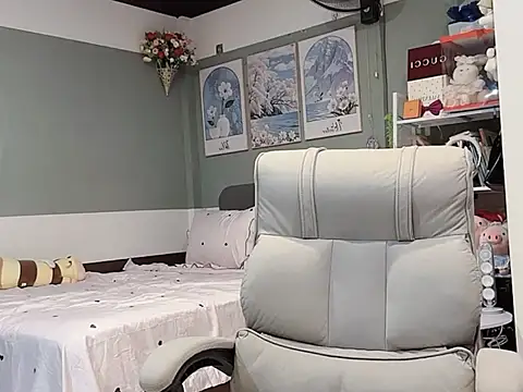 Nabiii6868 webcam