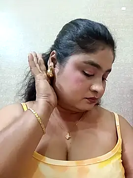 hornyriyanka webcam