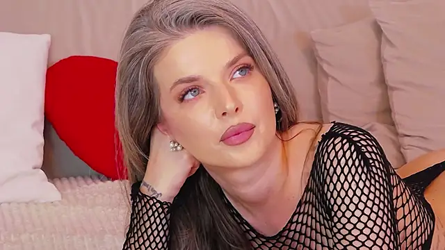 AriannaRuss webcam
