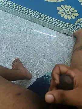 Romantic_boy143 webcam