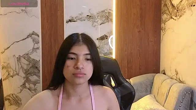 alesia_v_v webcam