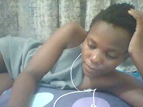 tina_2030 webcam