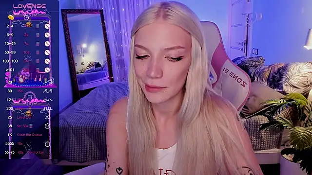 AnyaTaylor_