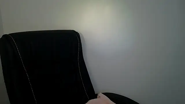 TiaDoll webcam