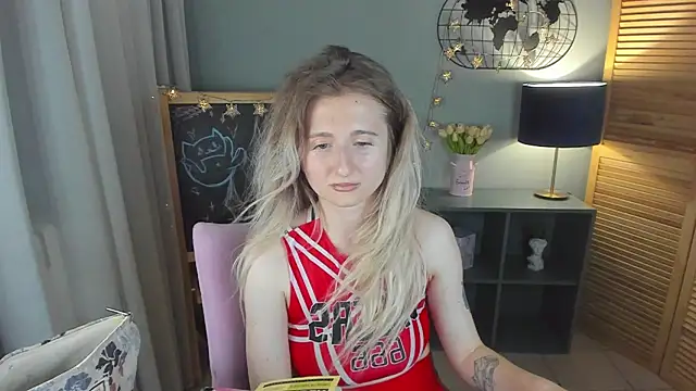 CamillaDreamer webcam