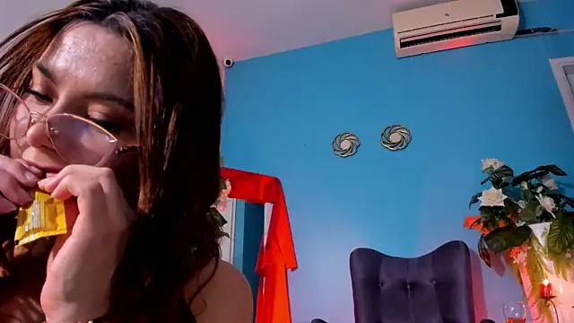 SaraAlvarezx webcam