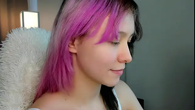 EmilyTrase webcam