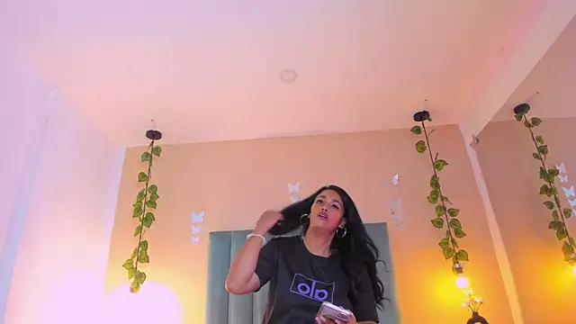 scarlet_pielcanela webcam