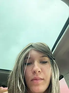 girl-Emily webcam