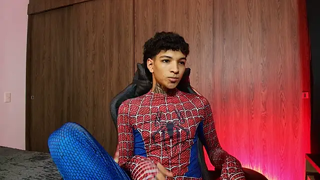 im_Usuga Live Web Cam Show