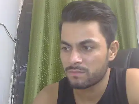 Stubborndesiboy webcam