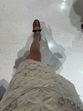 yimisun01 live sex cam