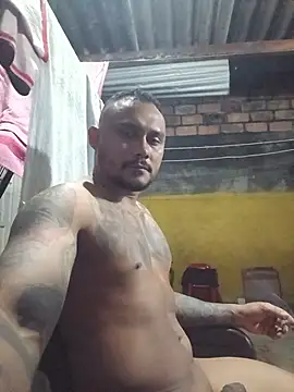 BlackBigdogg live sex cam
