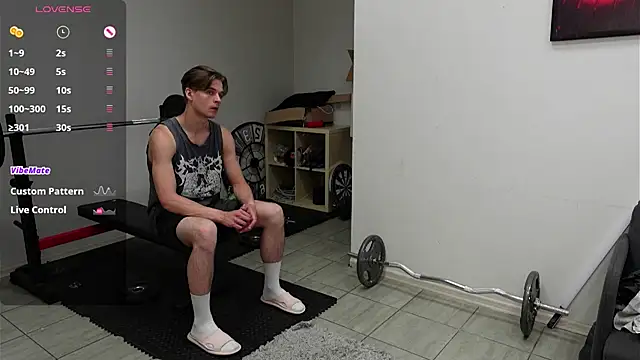 david_heath (M twink) - WILL BUY A NEW TOY
