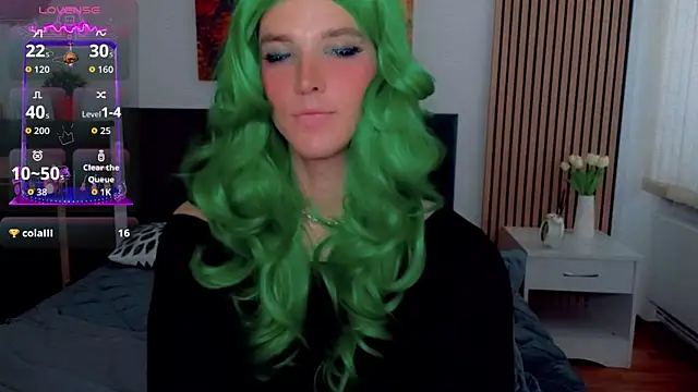 HelenSpellman webcam
