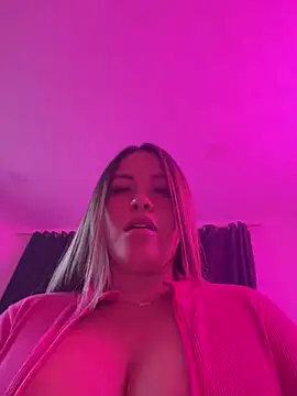 sexyyykloee webcam