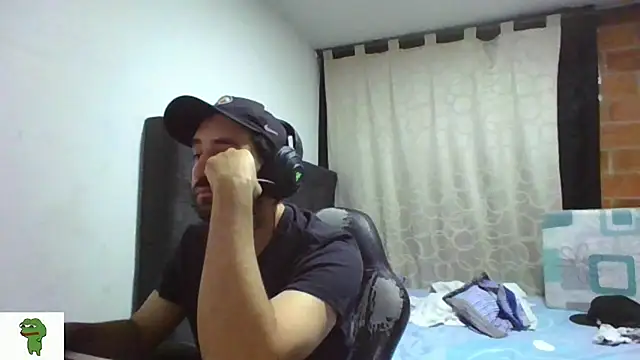 coolfriki webcam
