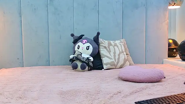 christahot webcam