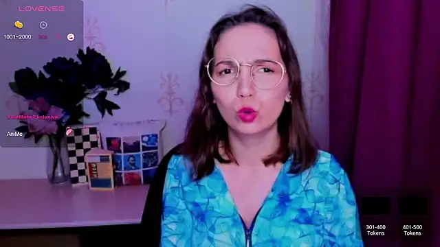 KindHazelHere_ webcam