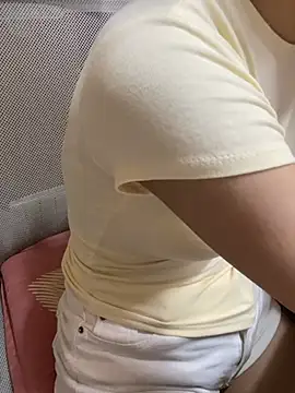Mina048 webcam