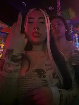 ManuelaVeeleez