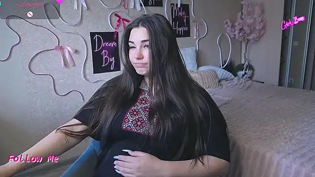 Lillianhot68 webcam