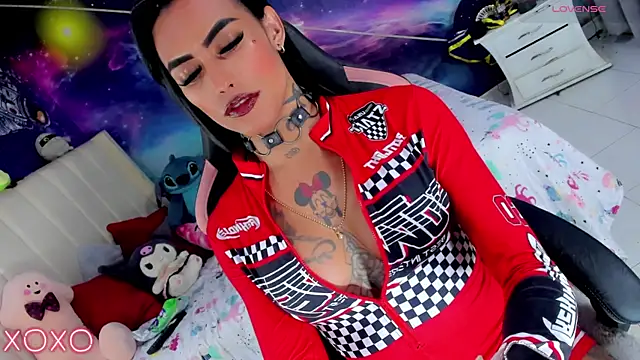 Nella_Dolls webcam