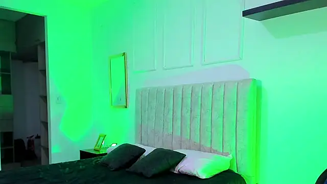 allison_mc webcam