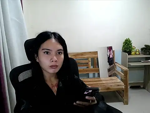 devine_goddess webcam