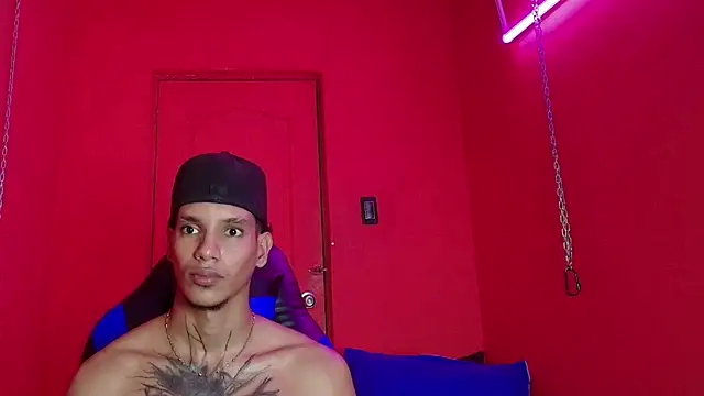 kai_storm77 webcam