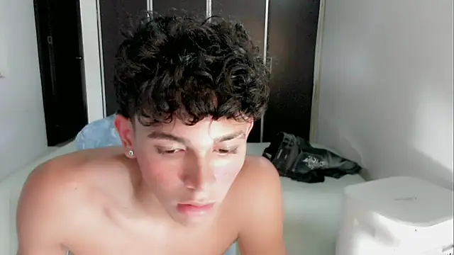 2c_Bby webcam