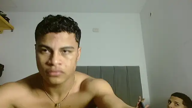 Jose_And_Daniel webcam