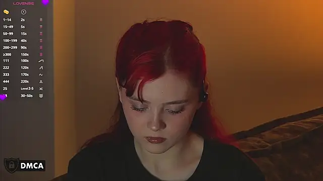 Nora__Ray webcam