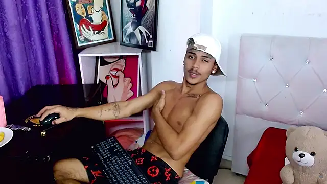 Angel_foxc13 webcam