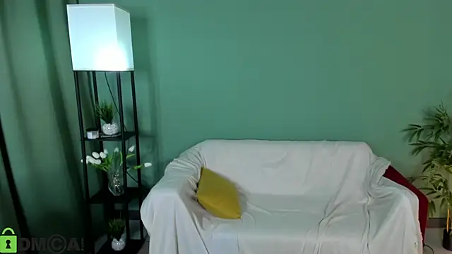 LeticiaRomano webcam