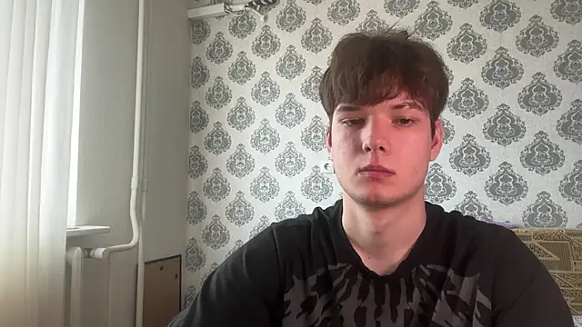 tomasdickpick (M twink) - take off a T-shirt