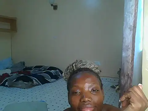 Mariana_150 live cam on StripChat