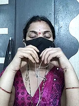 Leela_555 webcam