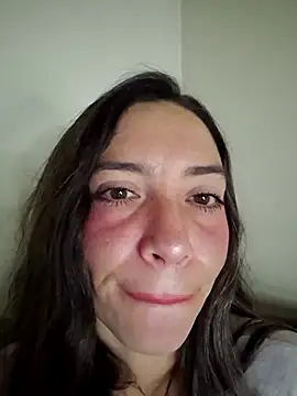 loveuu-bae webcam